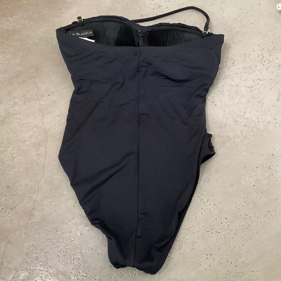 La Blanca Goddess Island Twist Bandeau Swimsuit - Picture 4 of 9